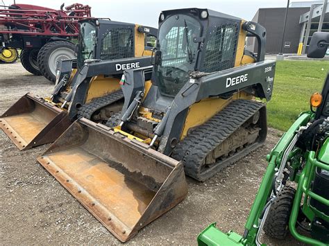 john deere 333e track size